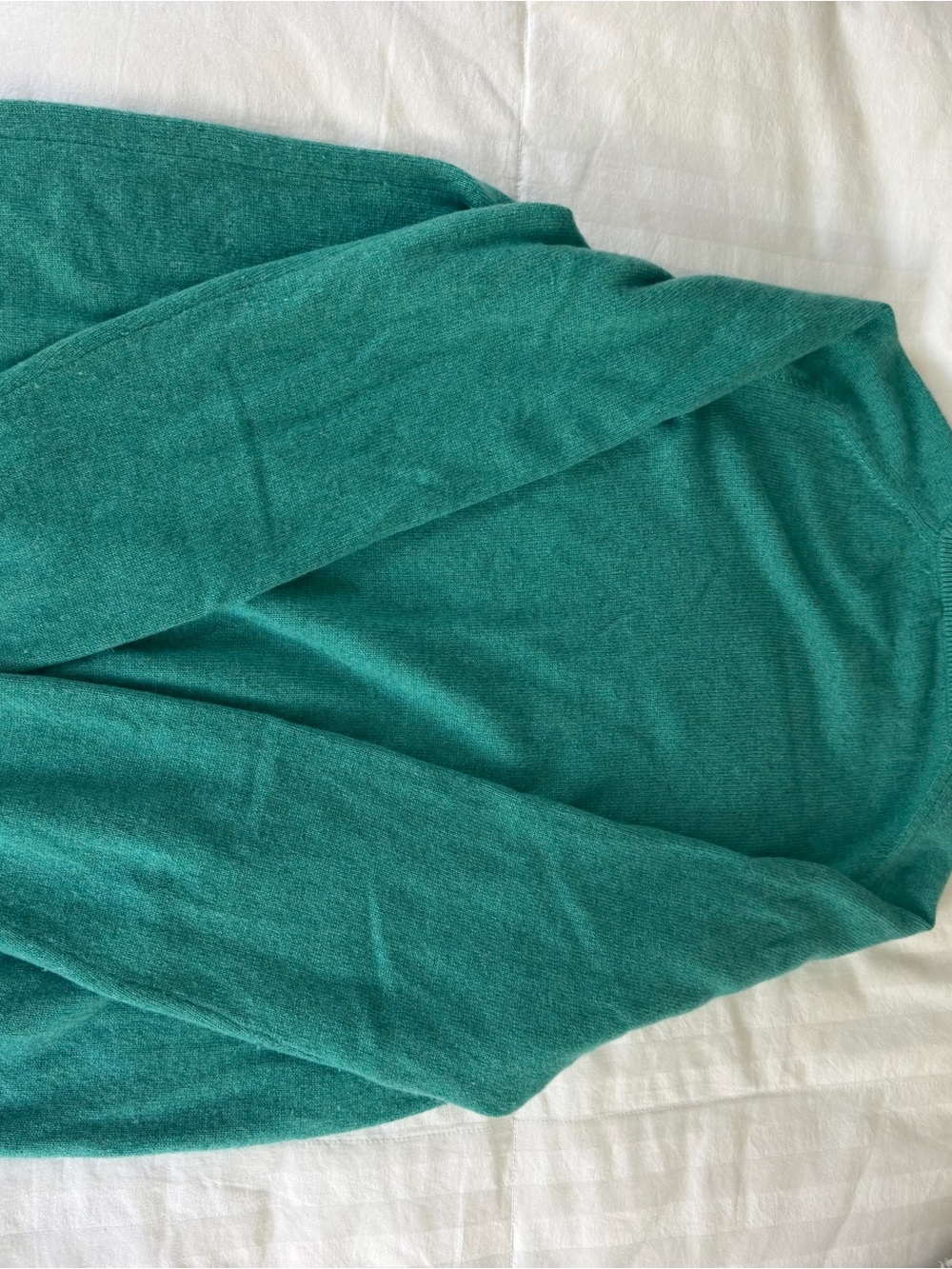 Brooks Brothers Women’s Crewneck Sweater in Teal Green - Picture 5 of 8
